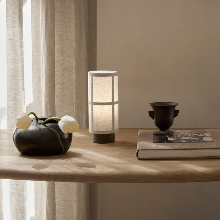 audo copenhagen (menu) | hashira portable table lamp | raw