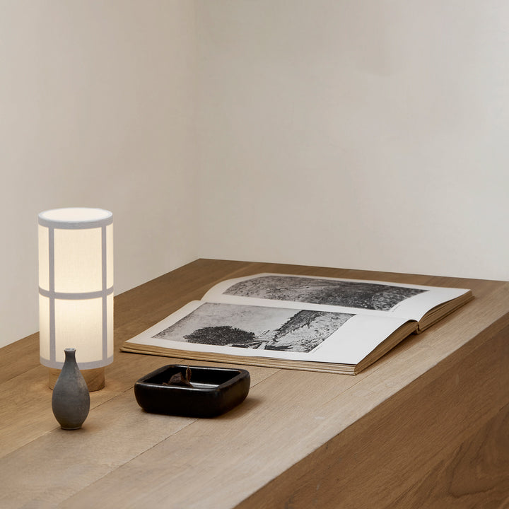 audo copenhagen (menu) | hashira portable table lamp | off white - DC