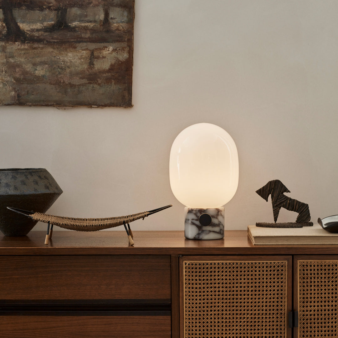 audo copenhagen (menu) | jwda table lamp large | rose calacatta viola marble