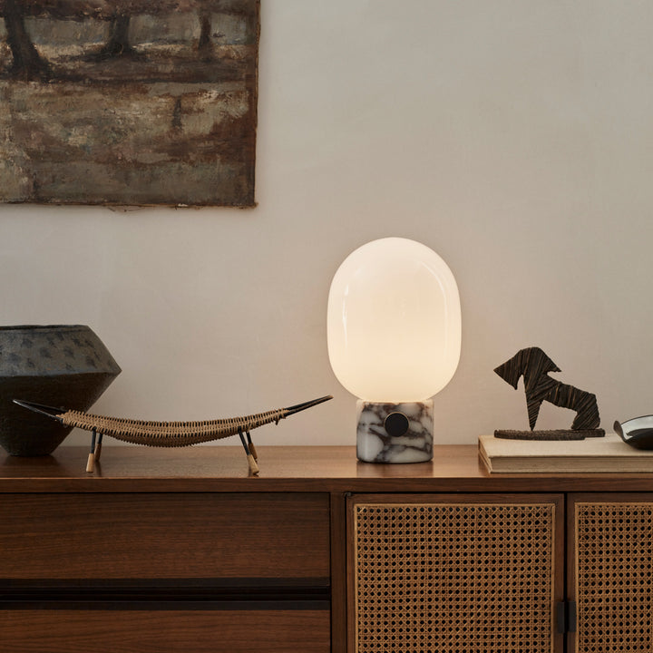 audo copenhagen (menu) | jwda table lamp large | rose calacatta viola marble