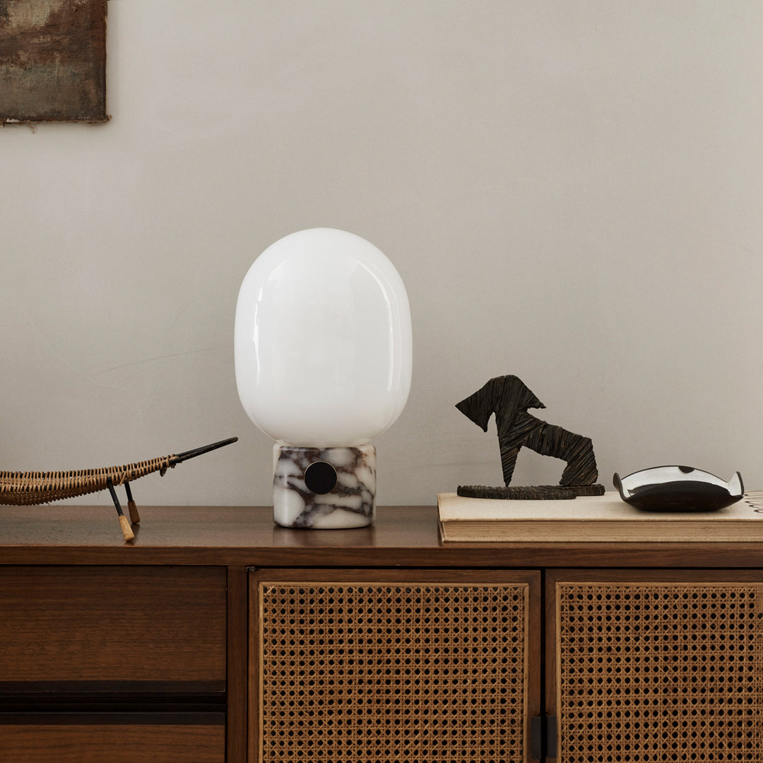 audo copenhagen (menu) | jwda table lamp large | rose calacatta viola marble