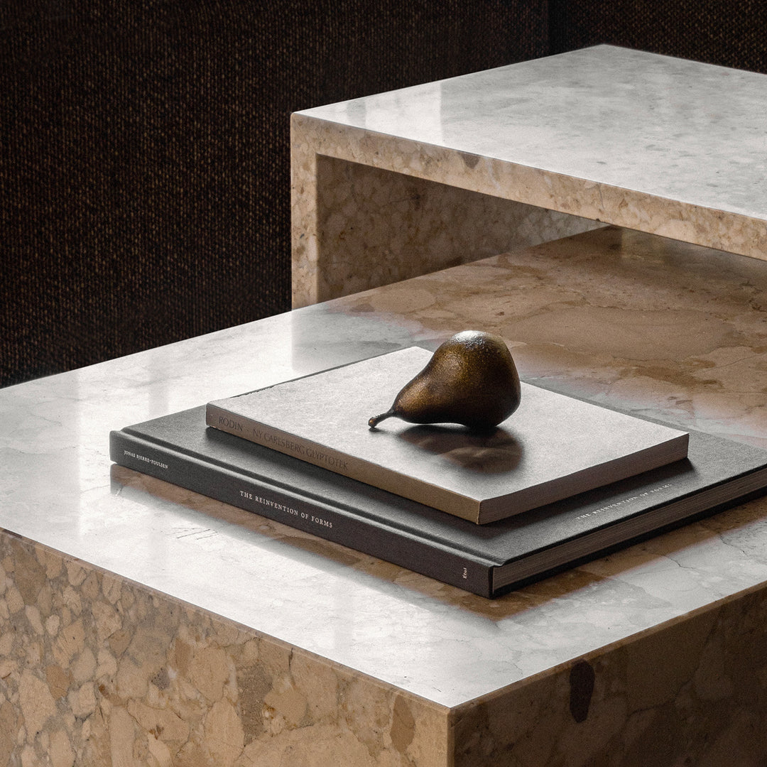 audo copenhagen (menu) | plinth bridge | kunis breccia stone