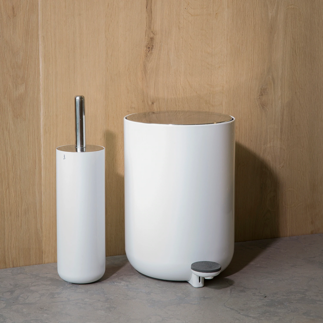 audo pedal bin audo copenhagen (menu) | norm pedal bin 4 litre | gloss white