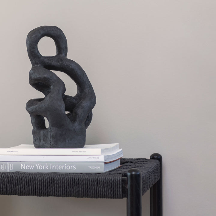 mette ditmer | art piece | sculpture | black