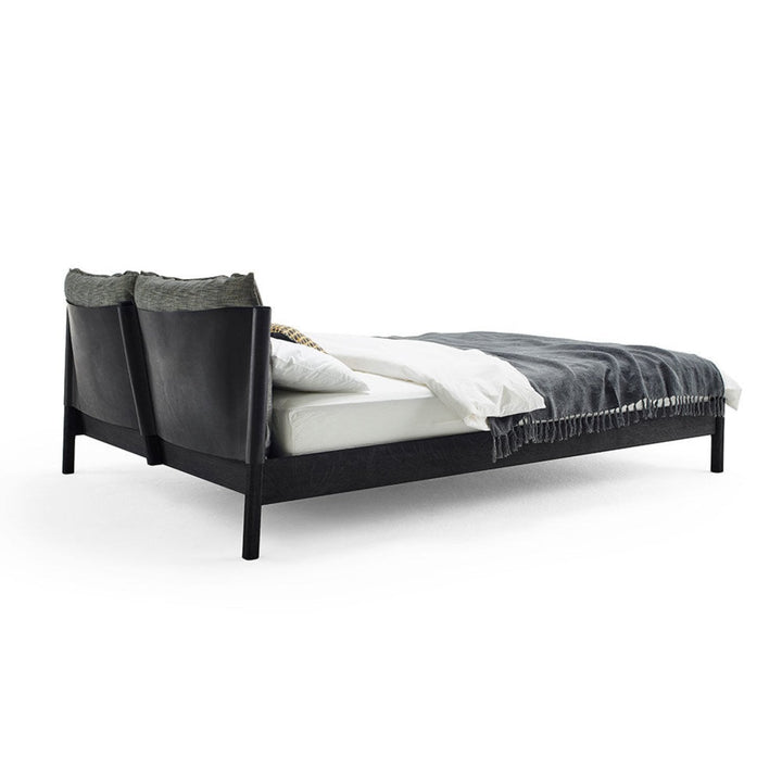 moeller design | LIV king bed | stained oak + black leather
