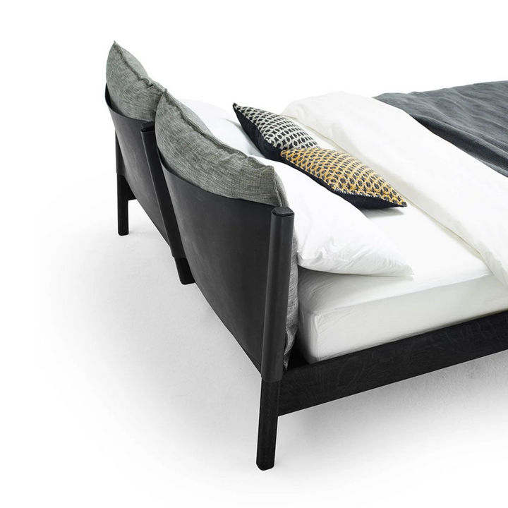 moeller design | LIV king bed | stained oak + black leather