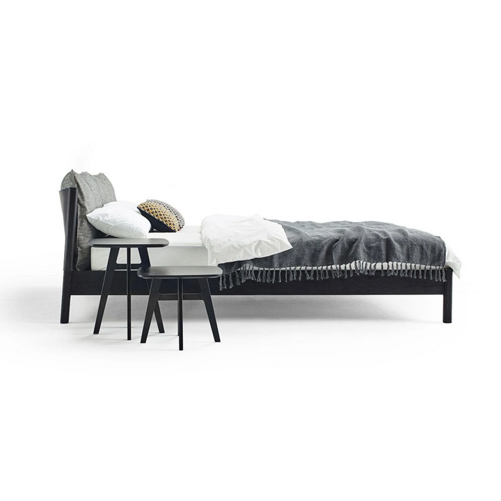 moeller design | LIV king bed | stained oak + black leather