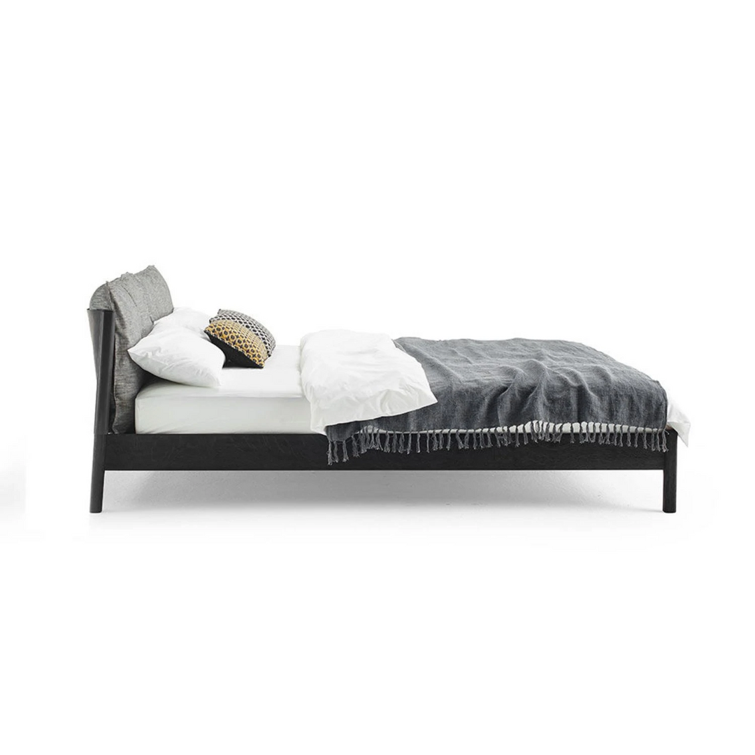 moeller design | LIV king bed | stained oak + black leather