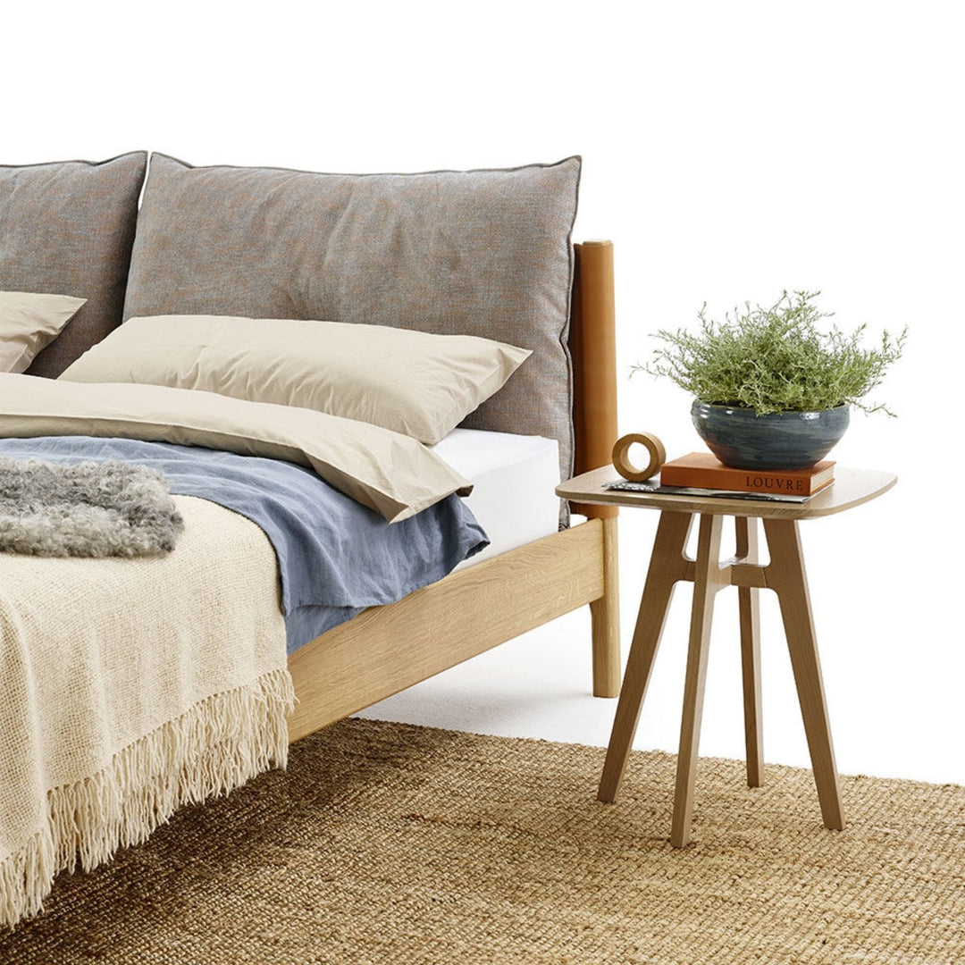 moeller design | LIV king bed | oak + whisky leather