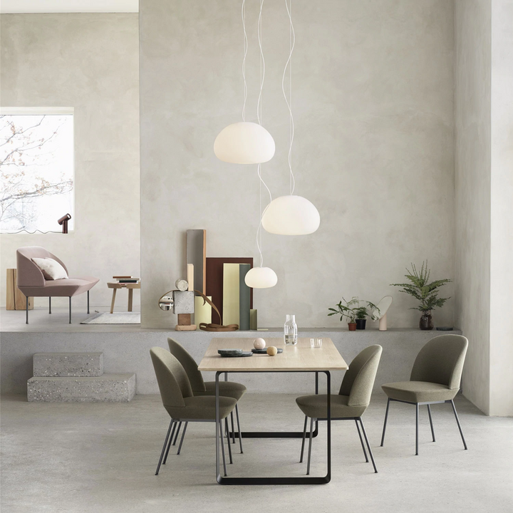 muuto | 70/70 table | oak veneer + black base 170x85cm