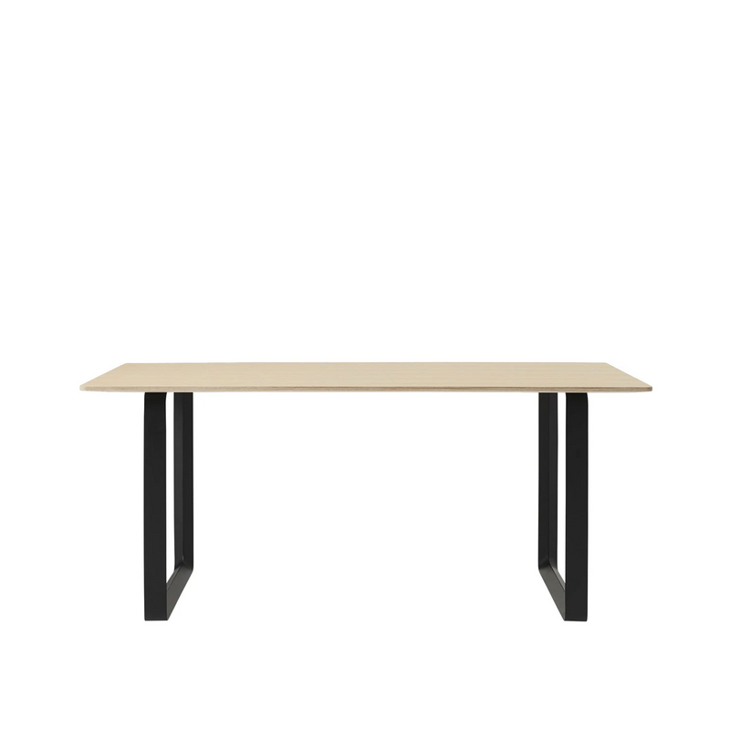 muuto | 70/70 table | oak + black leg | 170cm