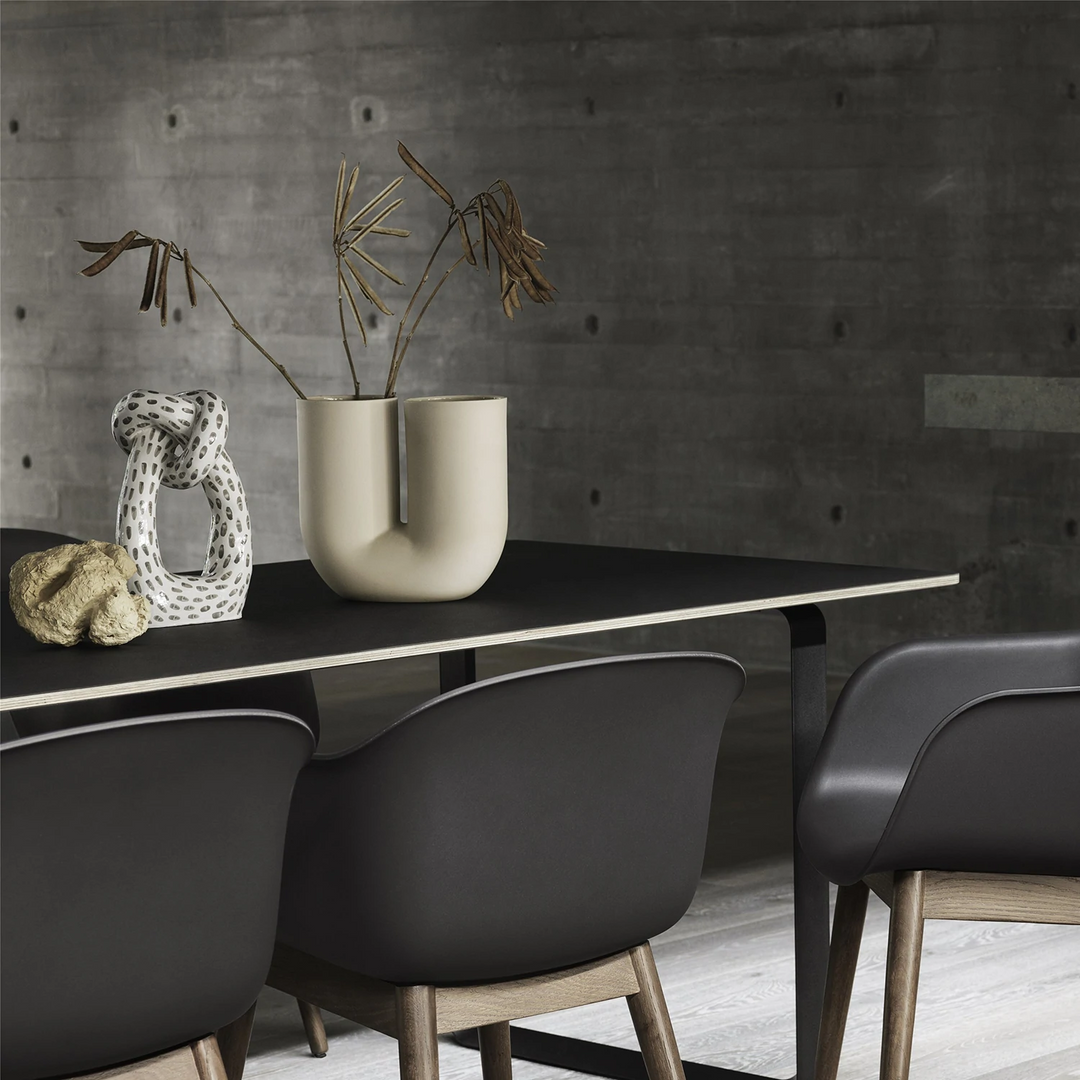 muuto | kink vase | sand 26cm