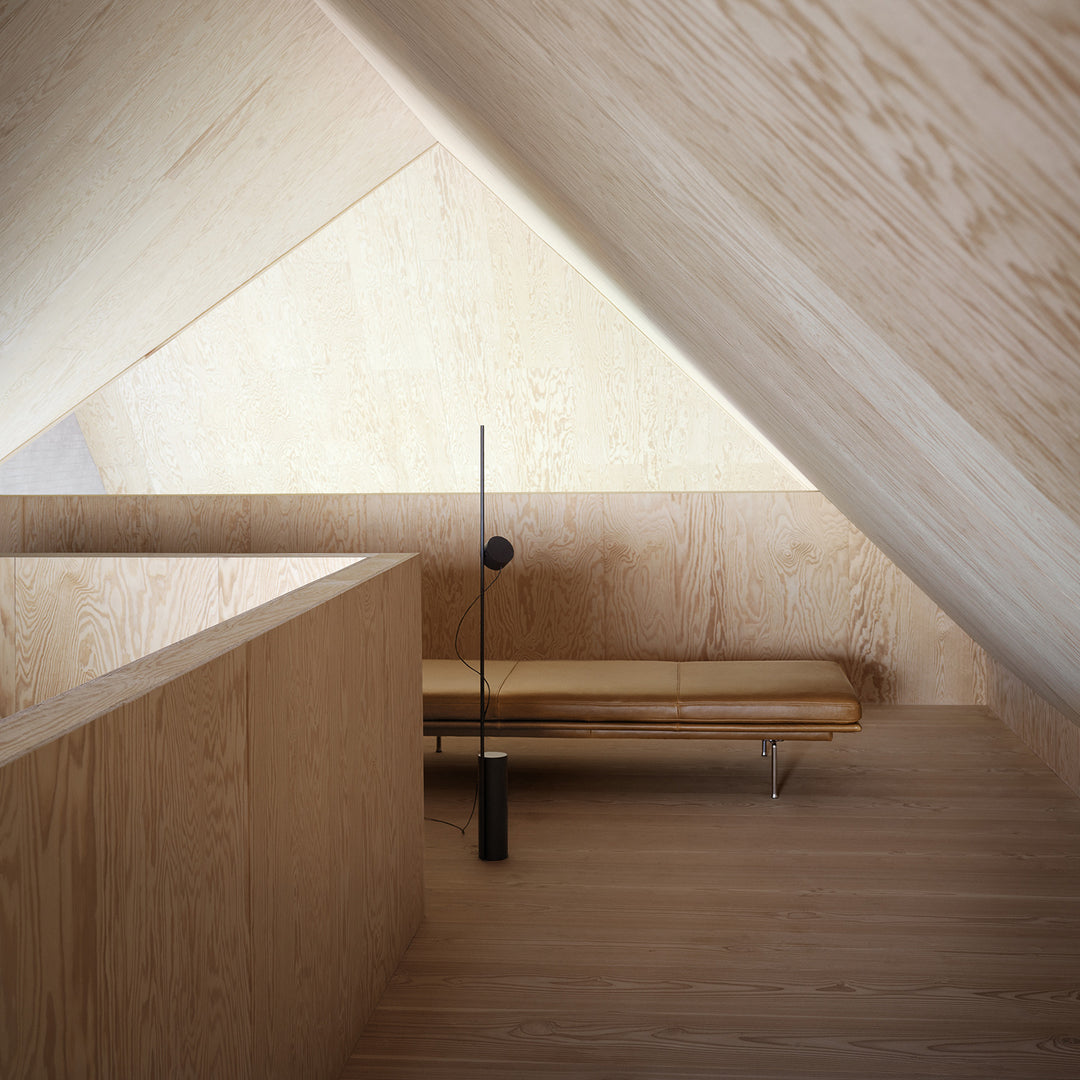 muuto | post floor lamp