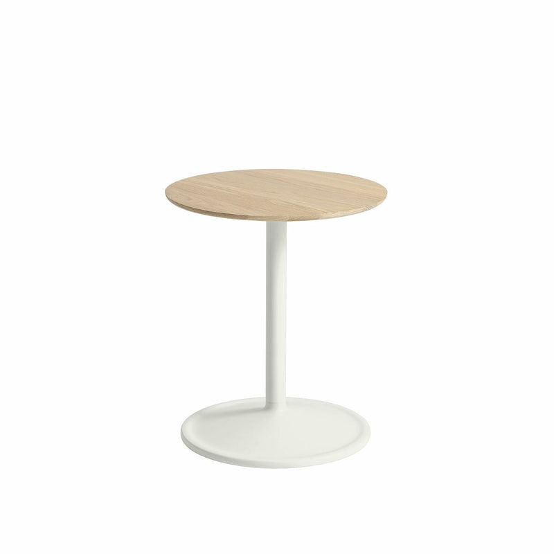 muuto | soft side table 41x48cm | solid oak + off white - DC