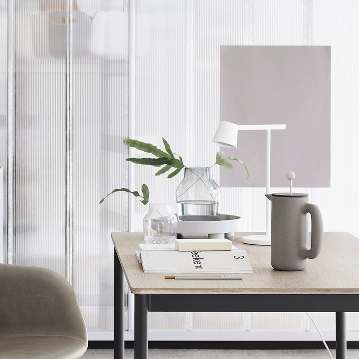 muuto | tip table lamp | white