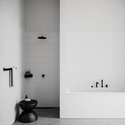nichba | bath shelf corner | white
