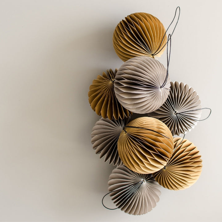 nordic rooms | ornament heart | golden sand