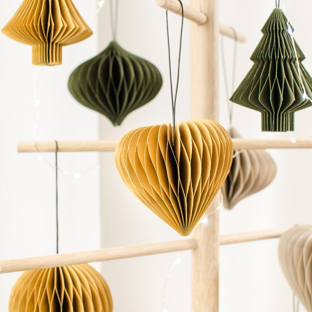 nordic rooms | ornament heart | golden sand