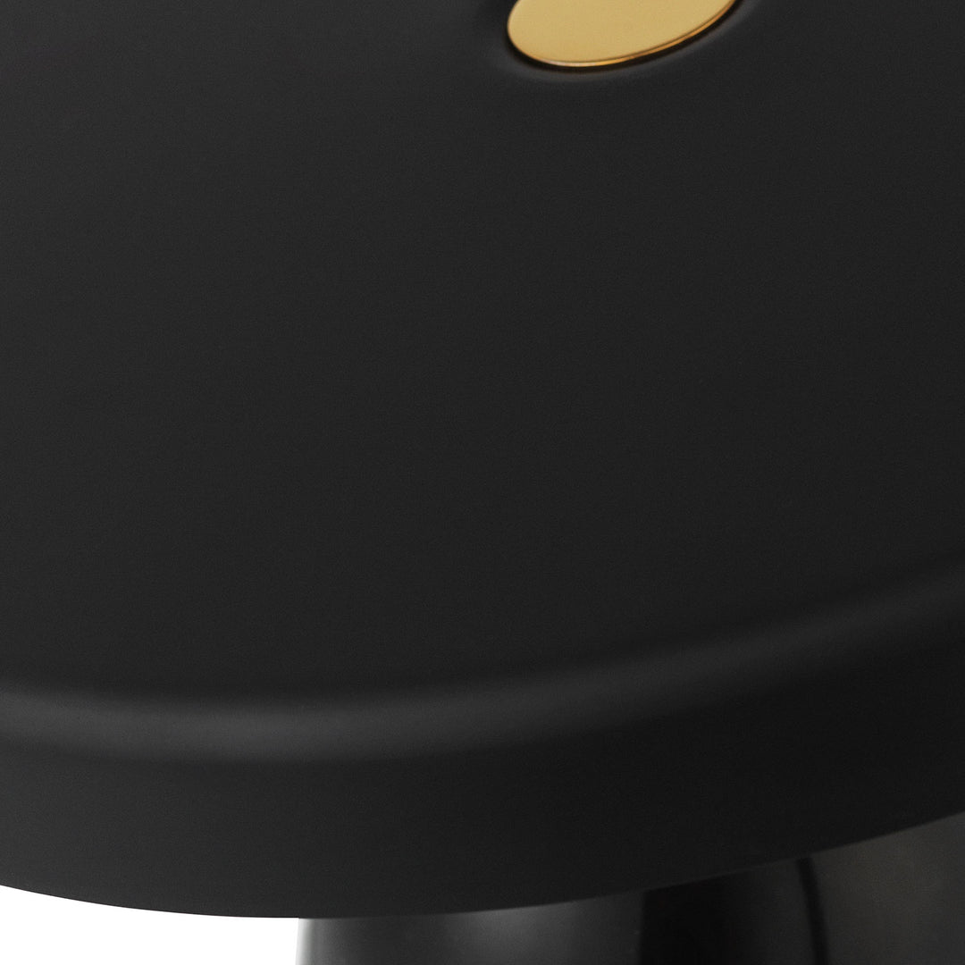 normann copenhagen | eddy table lamp | black