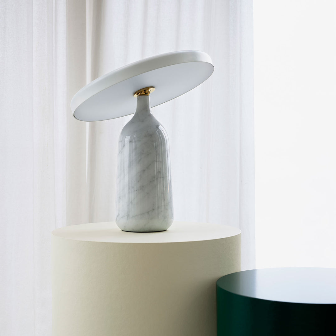 normann copenhagen | eddy table lamp | white
