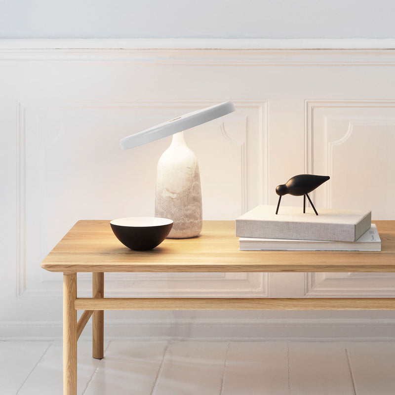 normann copenhagen | eddy table lamp | white