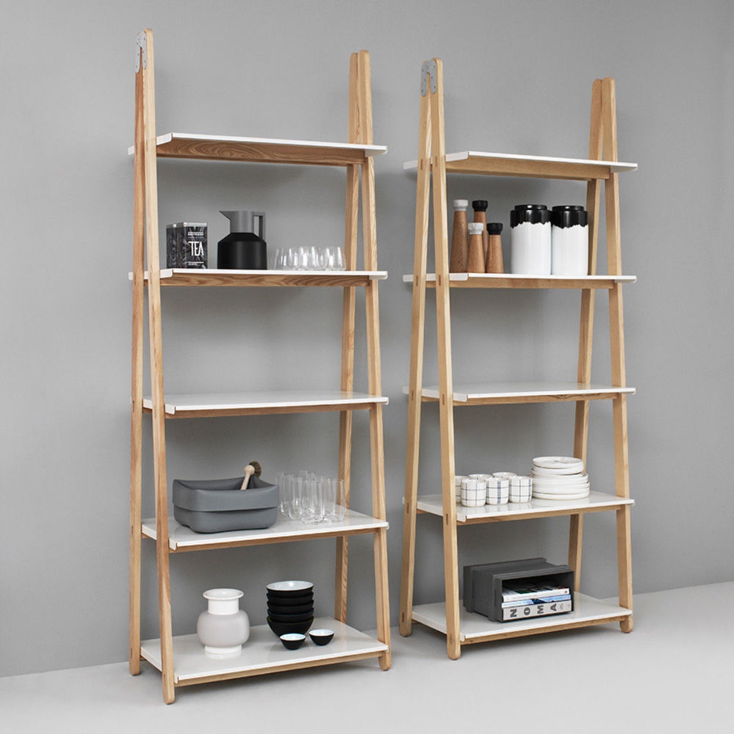 本棚・本収納 Normann  ONE STEP UP BOOKCASE normann copenhagen | one step up bookcase | 200cm – top3 by design