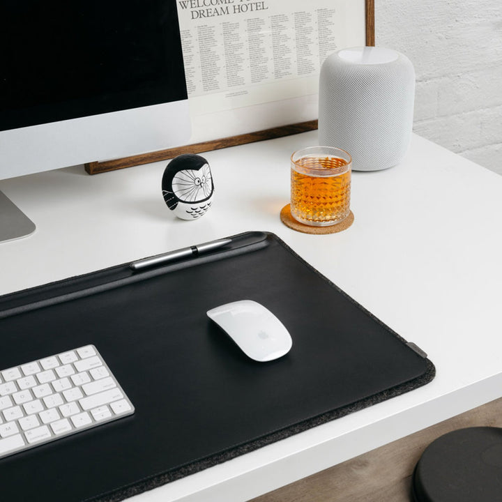 orbitkey | desk mat | black medium - LC