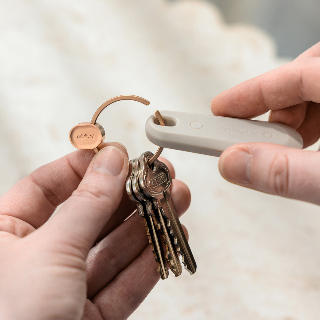 Orbit key chain top