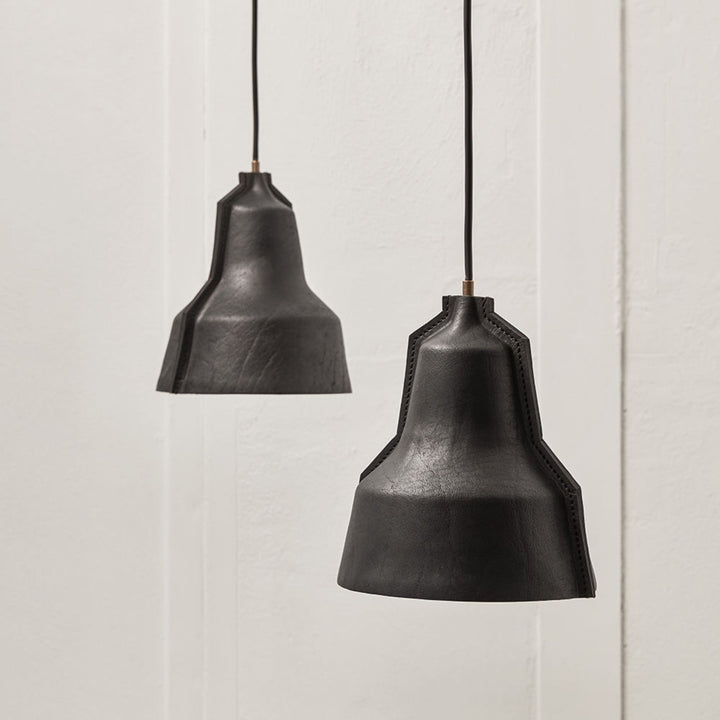 puik | lloyd leather pendant lamp | black - LC
