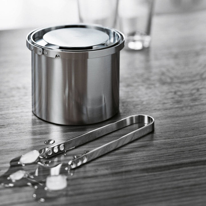 stelton | arne jacobsen cylinda line | ice tongs