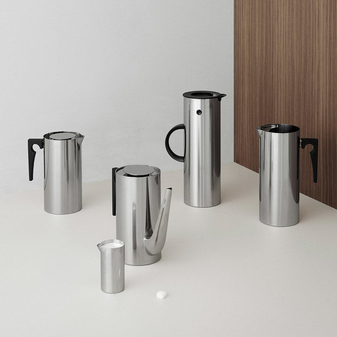 stelton | arne jacobsen cylinda line | jug with ice lip