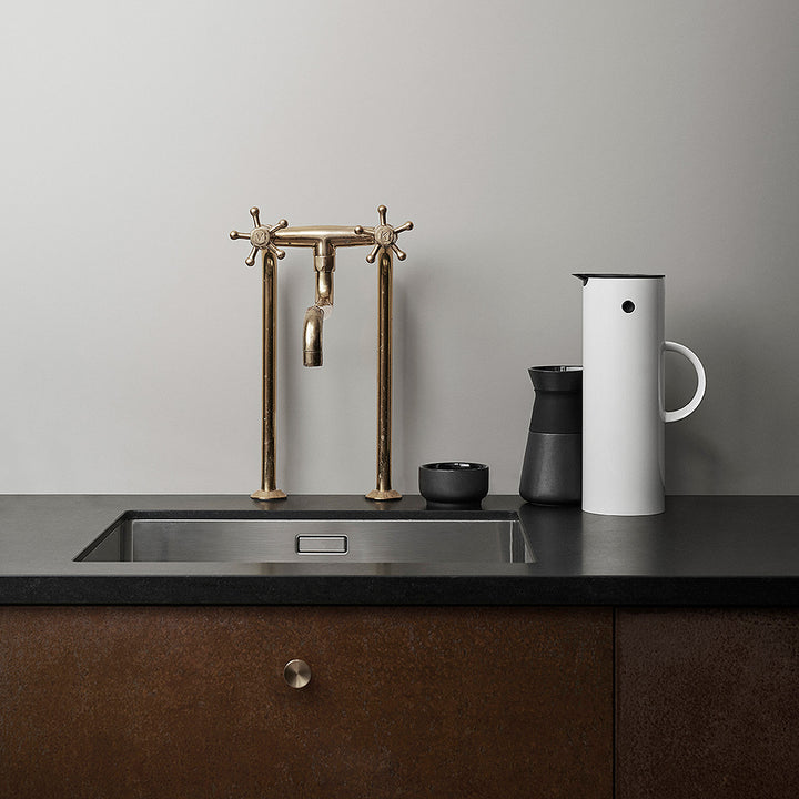 stelton | em77 vacuum jug | white