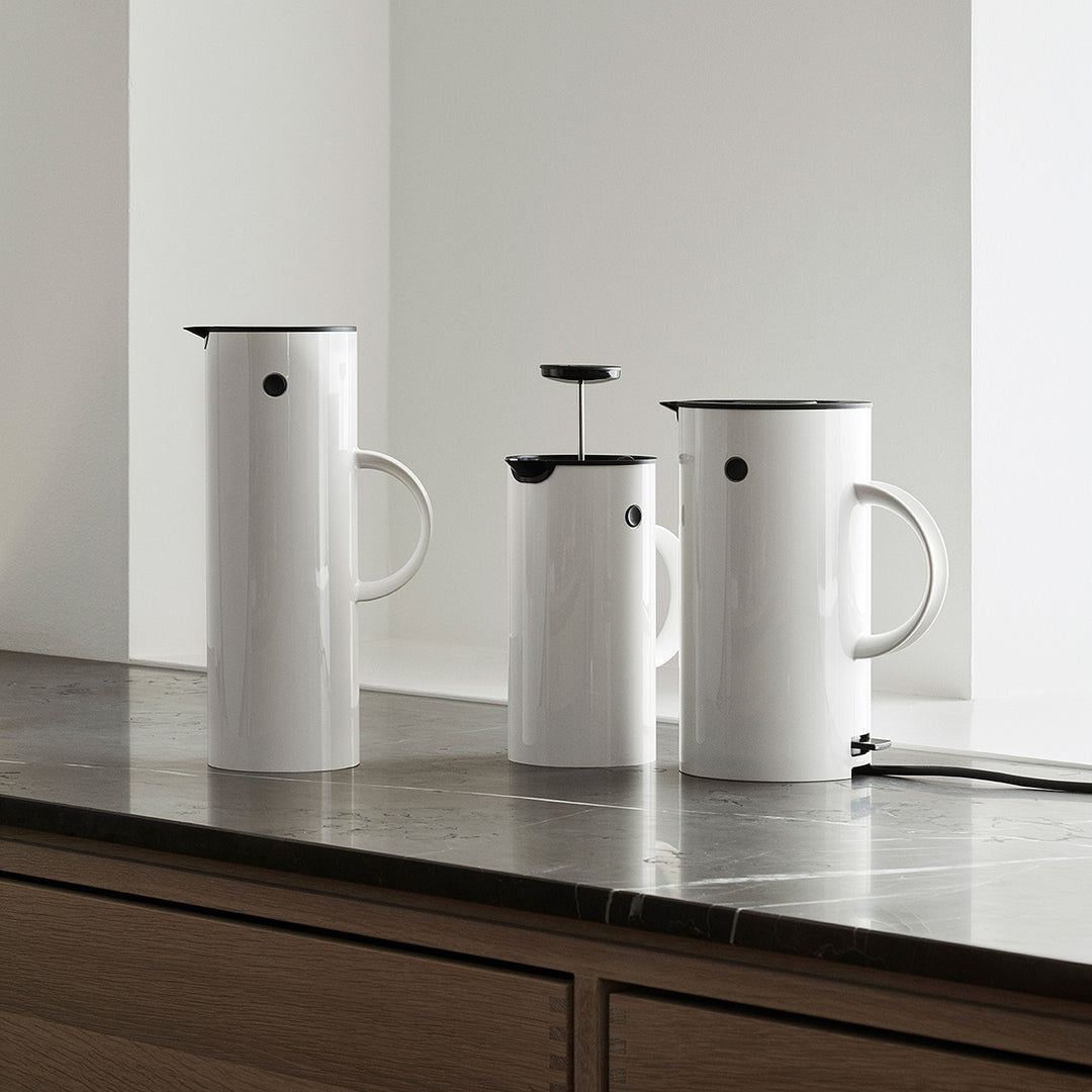 stelton | em77 vacuum jug | white